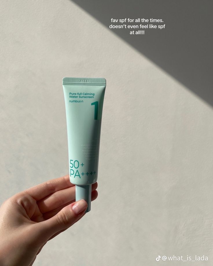 Numbuzin No. 1 Clear Filter Sun Essence - uso lifestyle