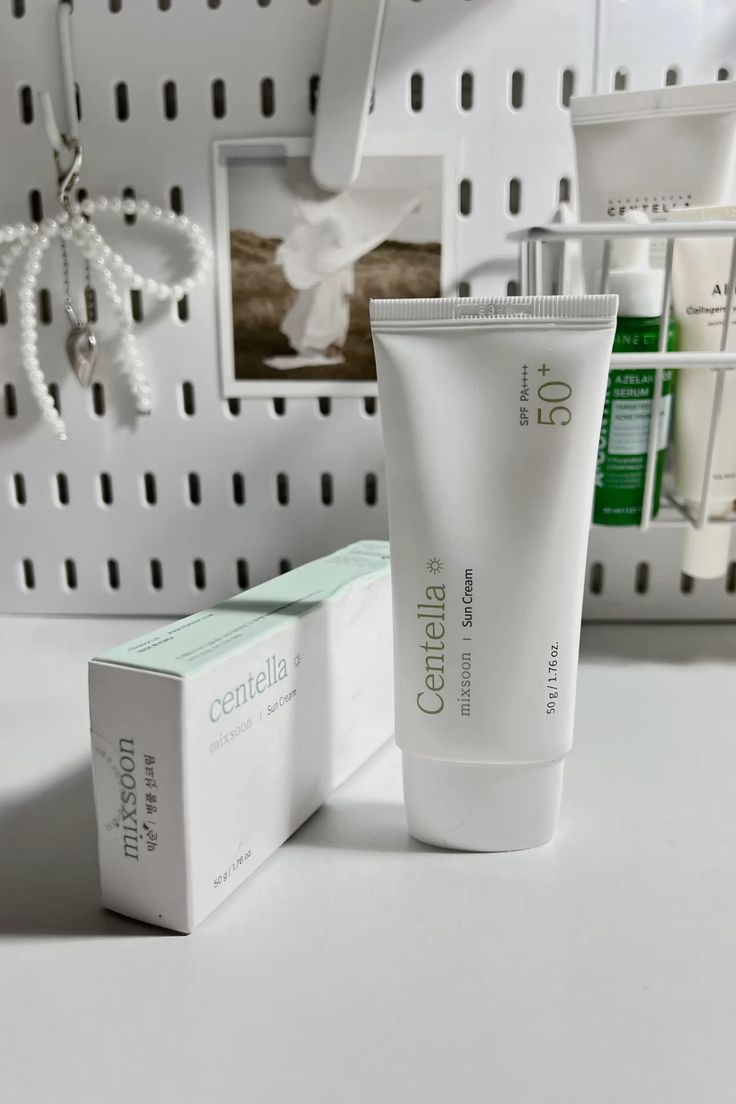 Mixsoon Centella Sun Cream SPF50+ PA++++ 50g - producto y caja