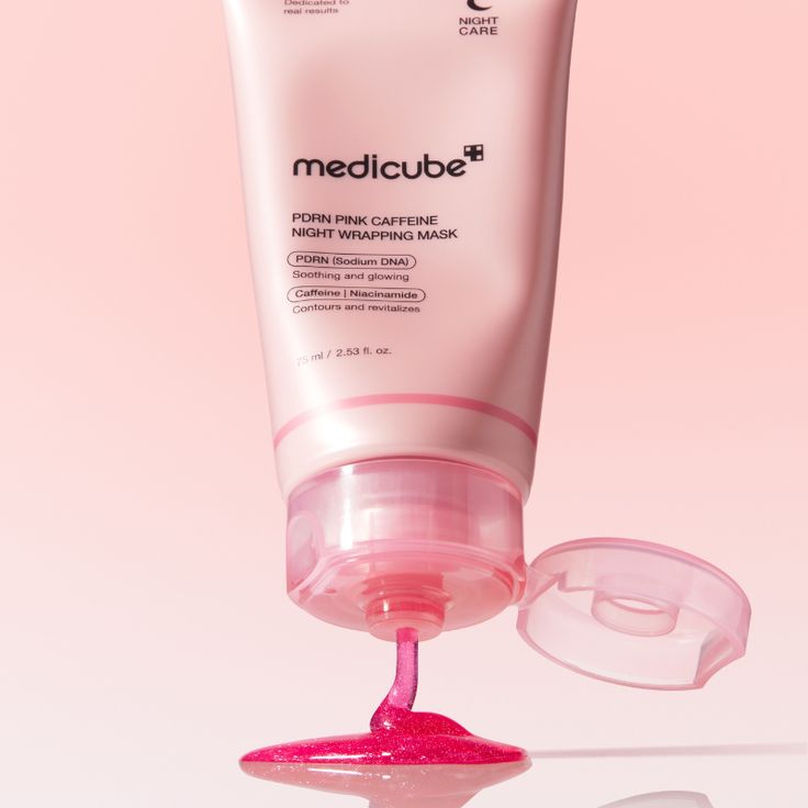 Medicube PDRN Pink Caffeine Night Wrapping Mask - textura